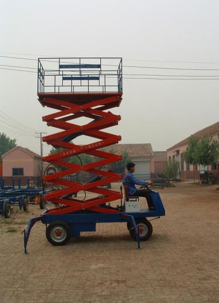 剪叉式升(sheng)降平台案(an)例